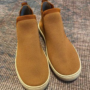 7.5 Womens Fawn Chelsea Rothys